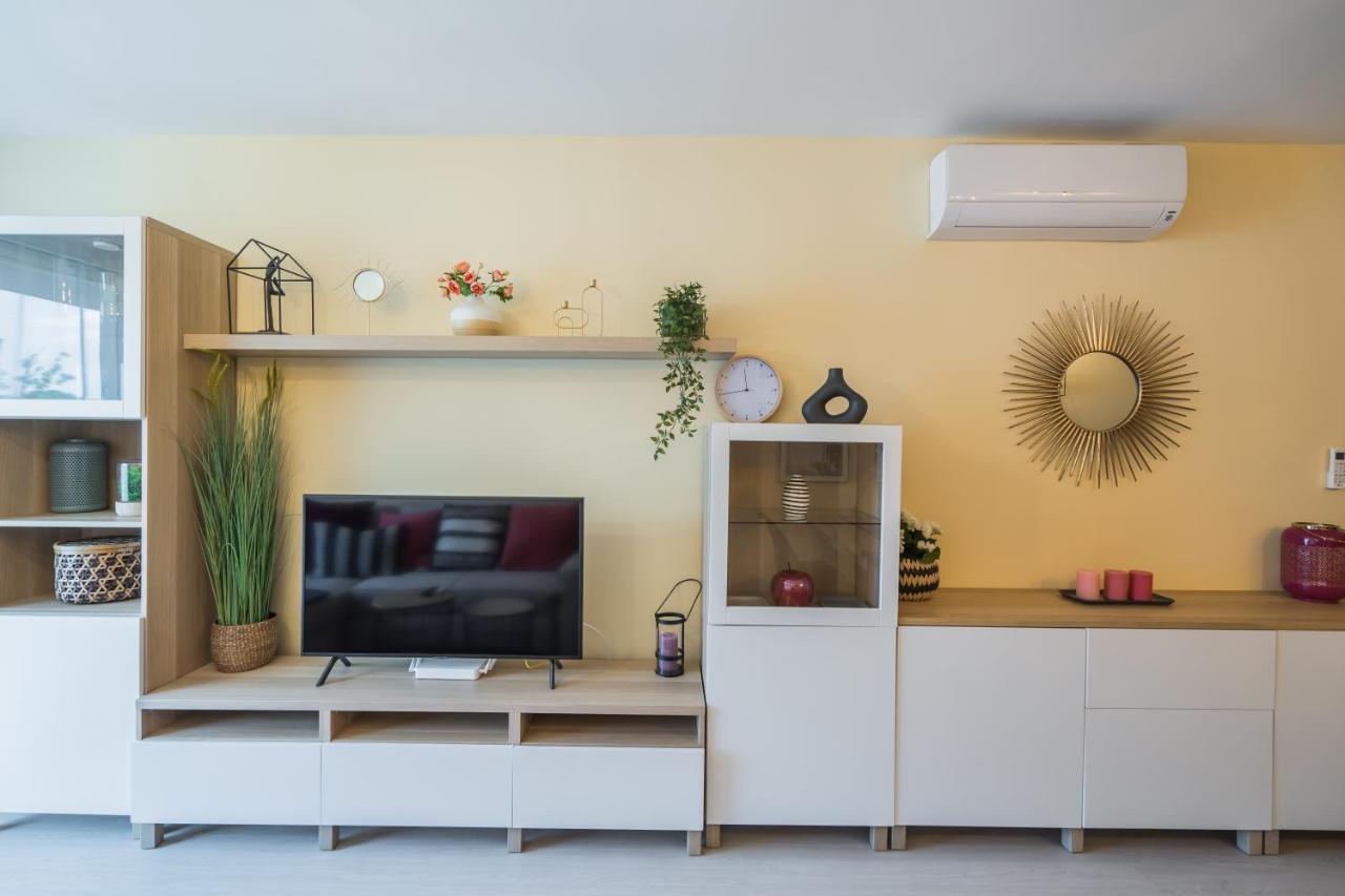 Mf Adriana Panorama Apartment Siófok Buitenkant foto